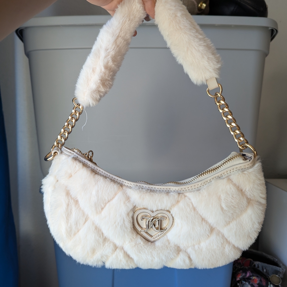 Elegant Cream Faux Fur Shoulder Bag